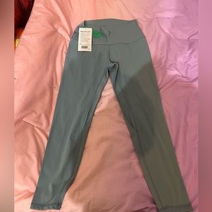Women’s size 10 Lululemon Leggings NWT